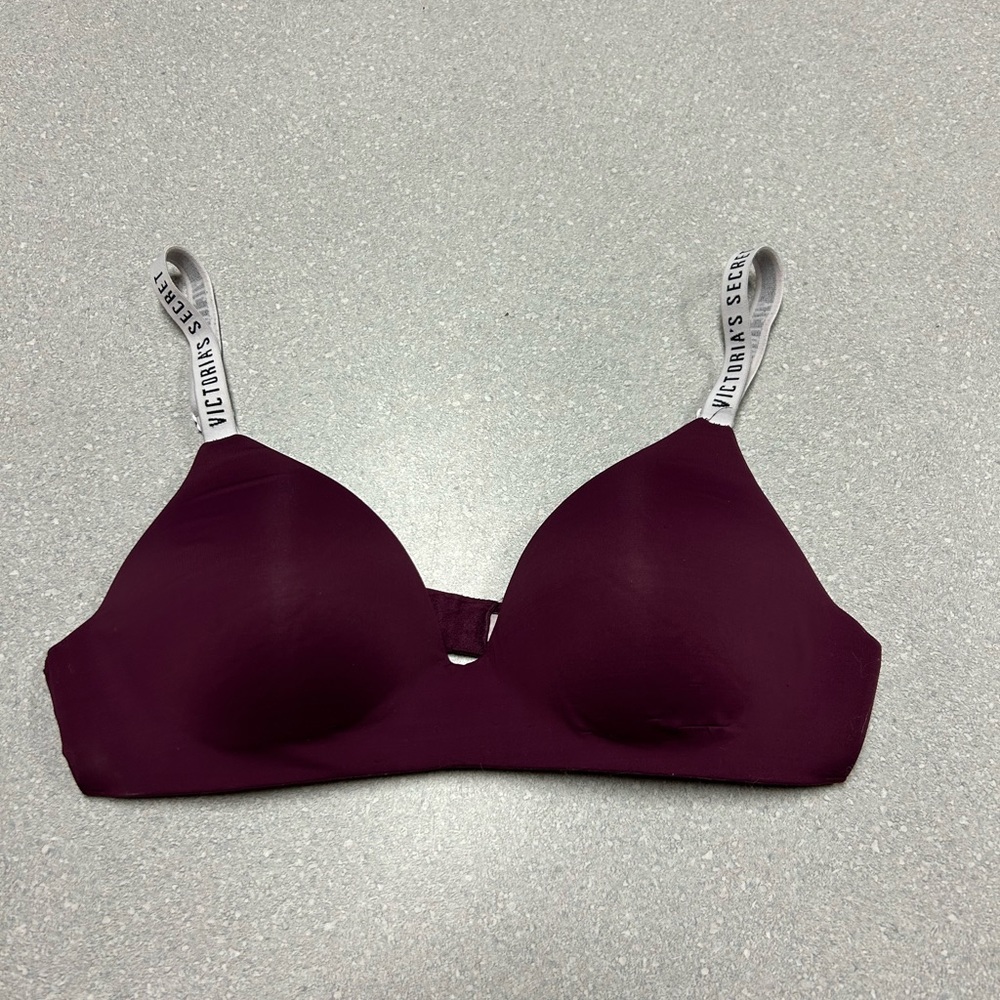 Victoria’s Secret padded 36b maroon colored bra